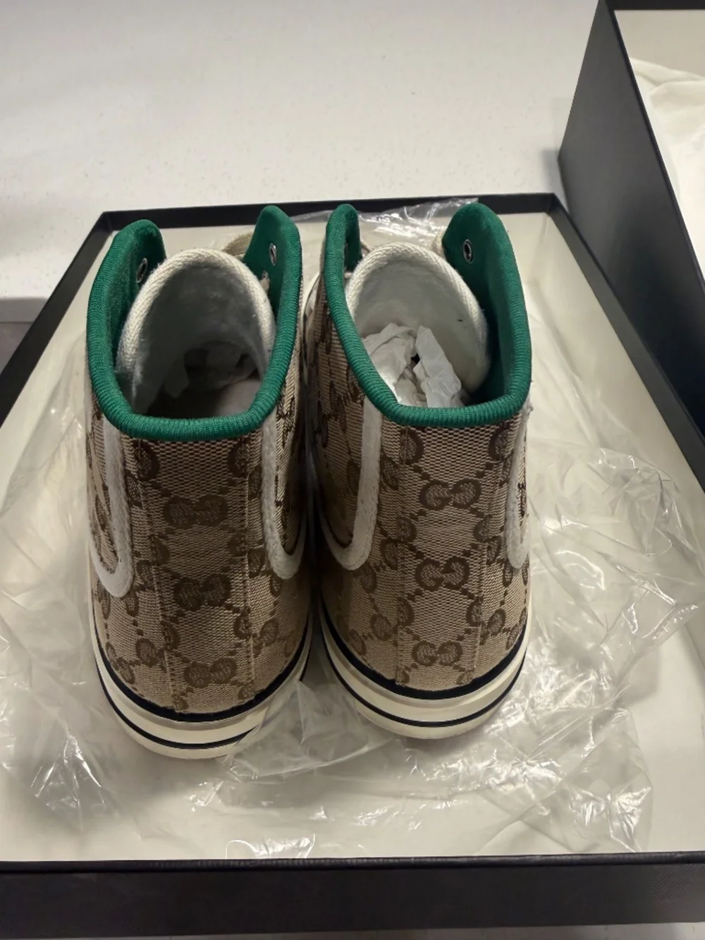 Men’s AUTHENTIC Gucci Tennis 1977 Sneakers